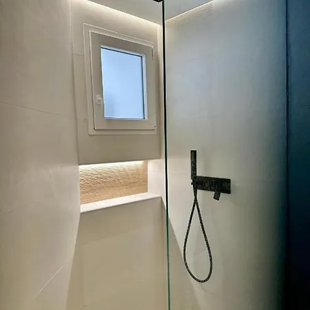 Bright Flat Center - Eaw Homes Apartment
